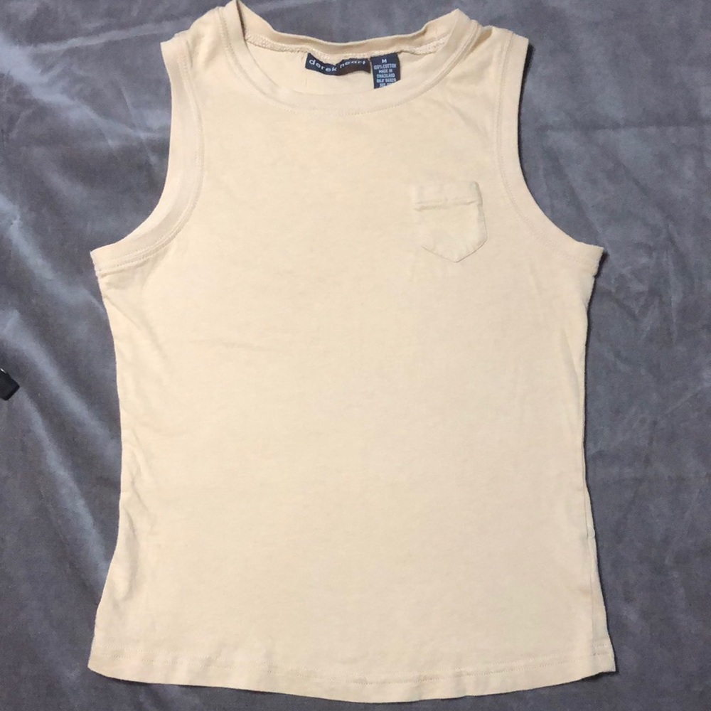 ⭐️3 for $15-Derek Heart tank top with tiny pocket Size: Medium